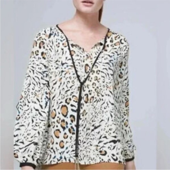 WHBM blouse - Picture 6 of 6